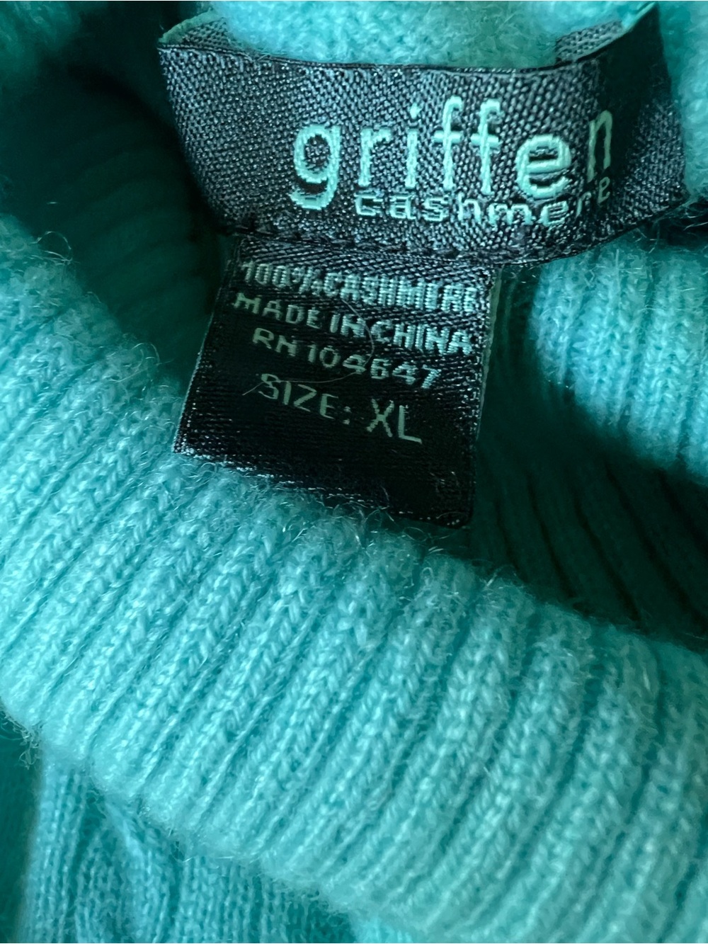 3 cashmere sweaters..pink aqua mint green..crewneck turtleneck v neck - Picture 8 of 9